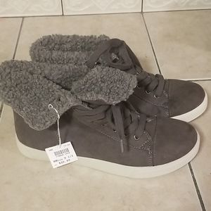 Brash gray sneakers size 9 1/2 New with tags